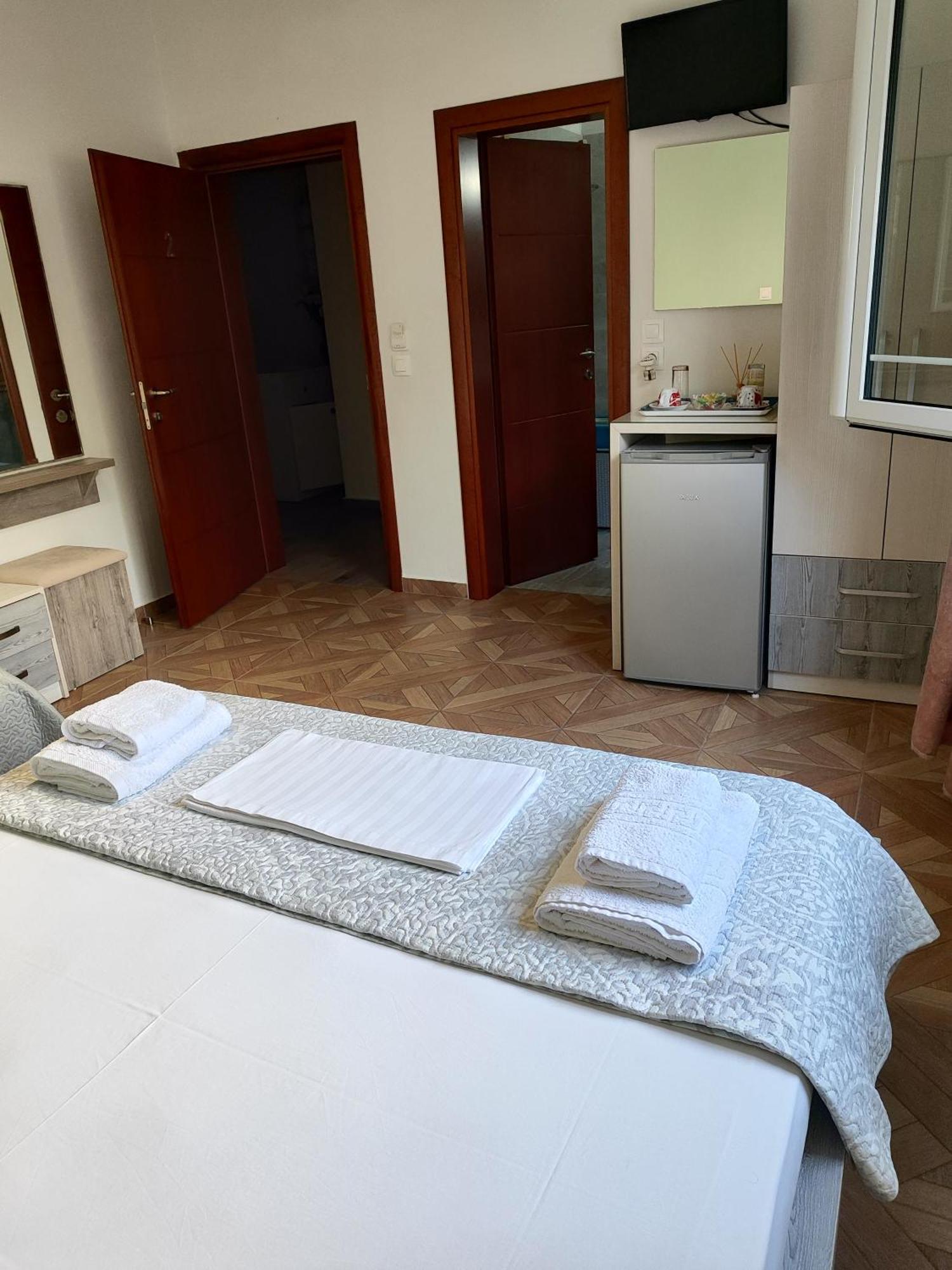 Dagos Rooms Дхерми Экстерьер фото